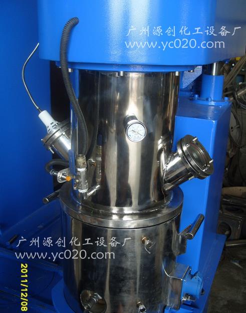 【電動真空攪拌機】組成復雜操作簡單